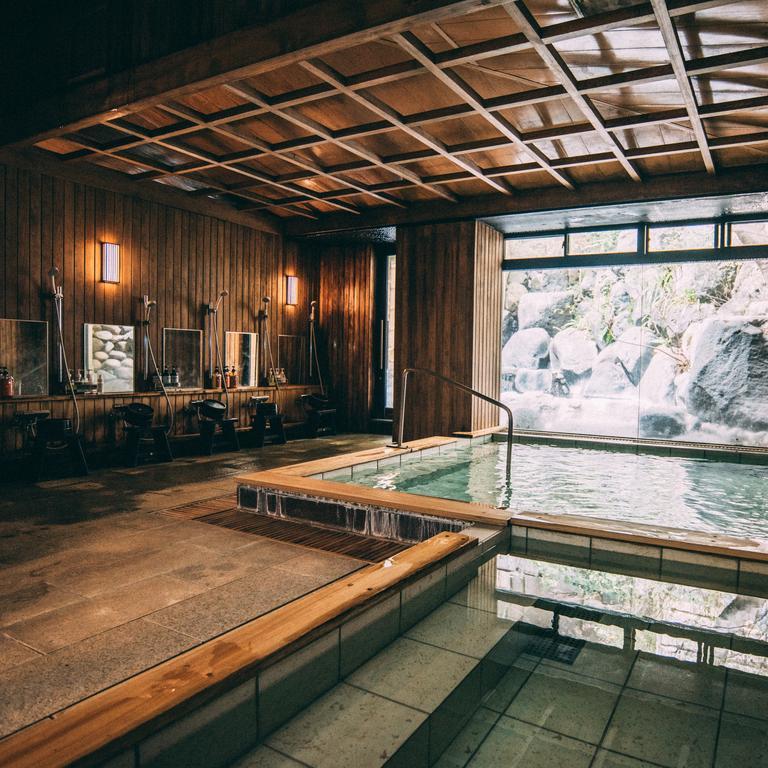 Отель Iwaiyado Jyuan Nikko Kawaji Onsen Экстерьер фото