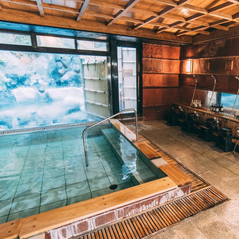 Отель Iwaiyado Jyuan Nikko Kawaji Onsen Экстерьер фото